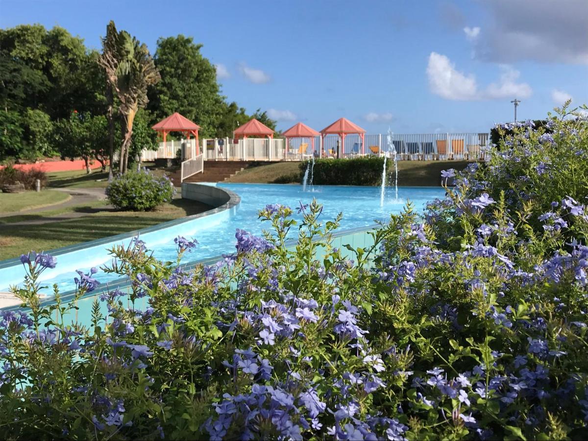 COEUR TIARE studio lounge piscine plage cocotiers Saint-Francois  Exterior foto